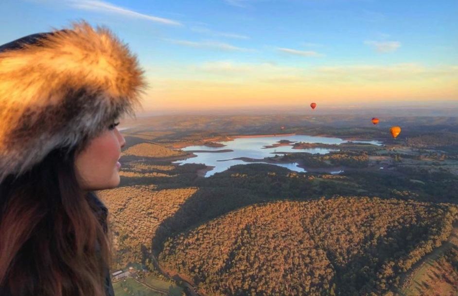 Sunrise Hot Air Balloon Ride In Yarra Valley