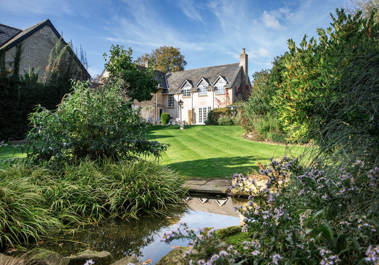 Cricket Field House