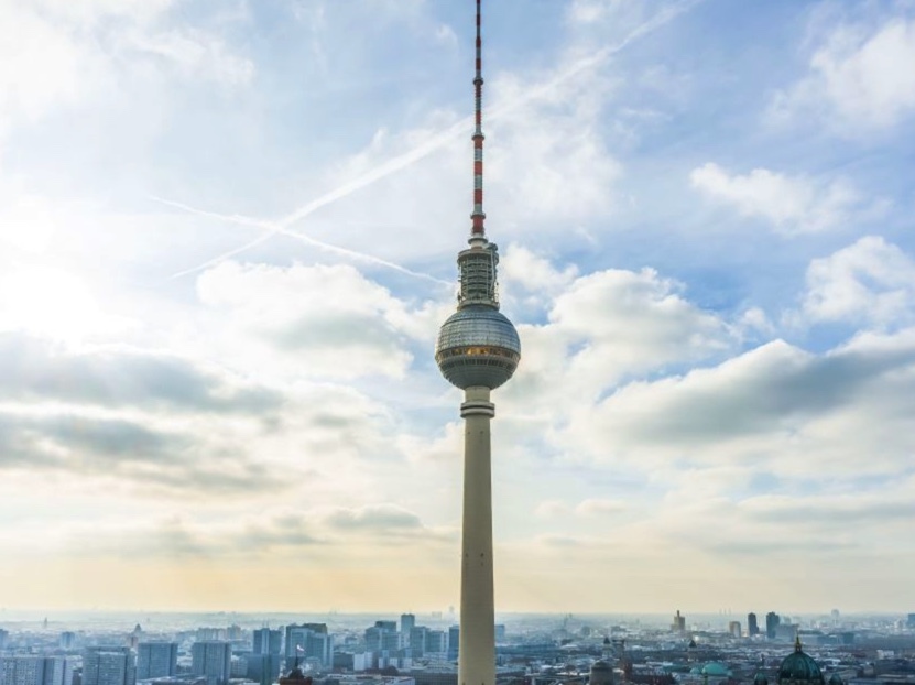 Alexanderplatz and the Berliner Fernsehturm