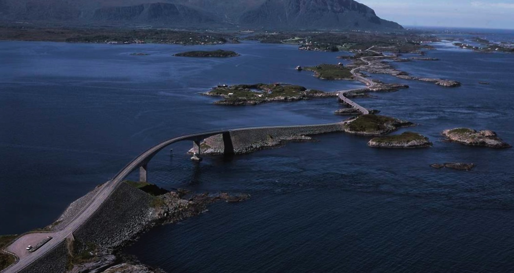 Drive the Atlanterhavsveien (The Atlantic Road)