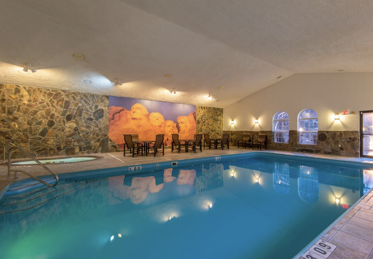 Holiday Inn Express & Suites Keystone