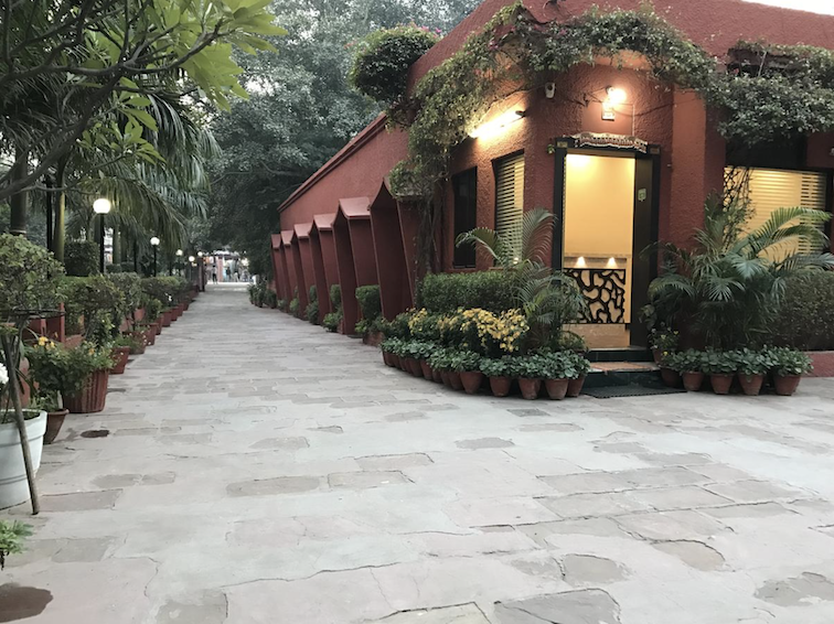 Hotel Sheela, 100m from Taj Mahal