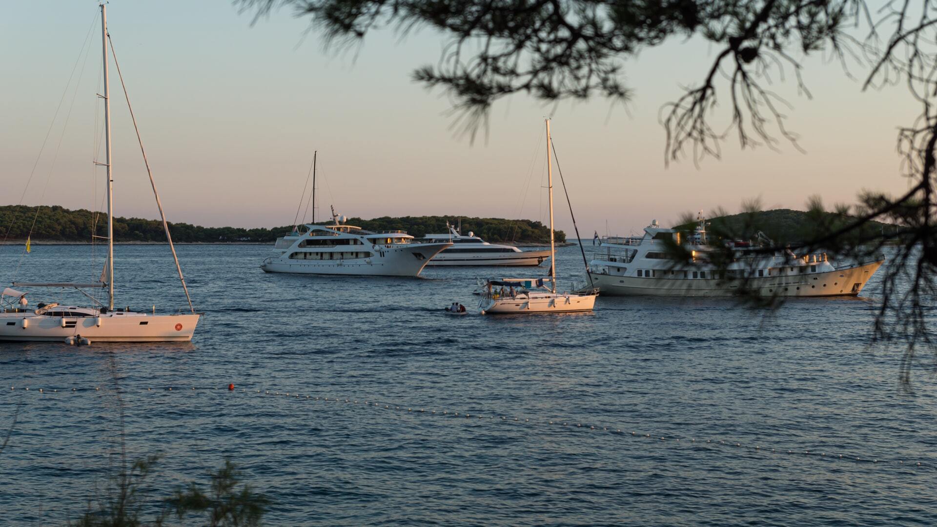 Hvar