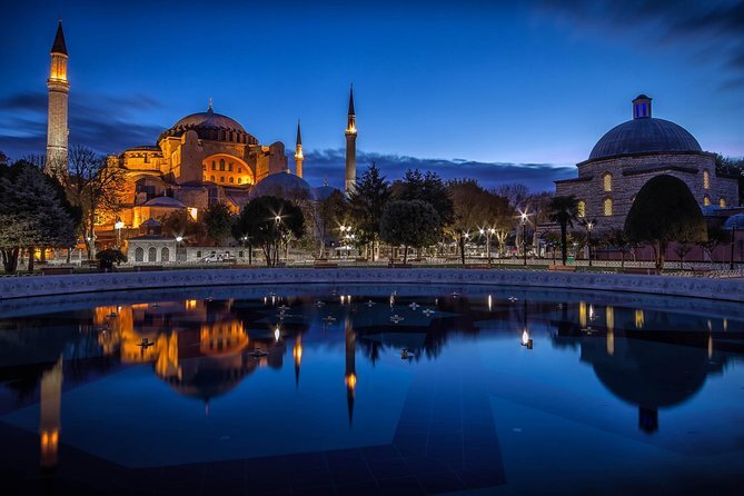 Visit Hagia Sophia & The Blue Mosque