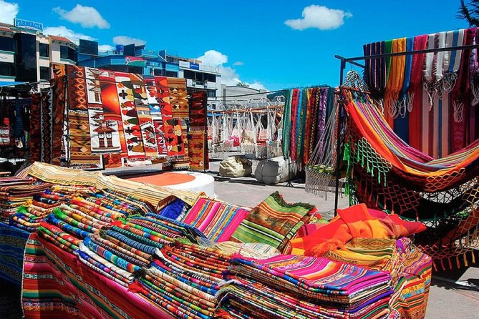 Go shopping in an indigenous market