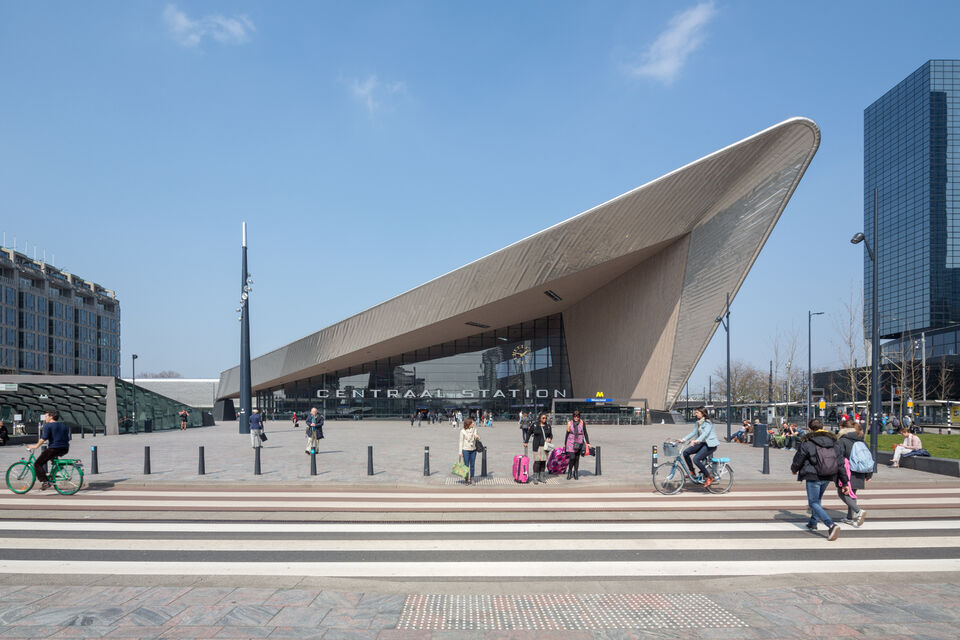 Tour Rotterdam with a local architect