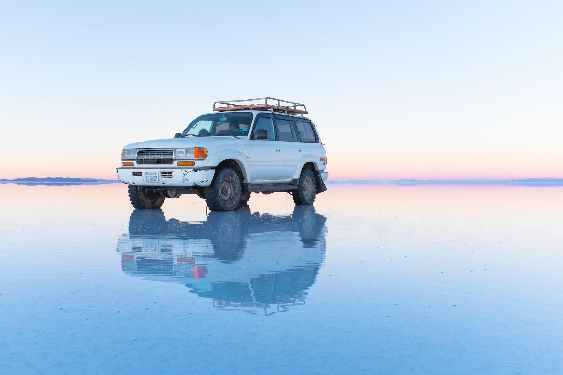Go to Salar de Uyuni Salt Flats