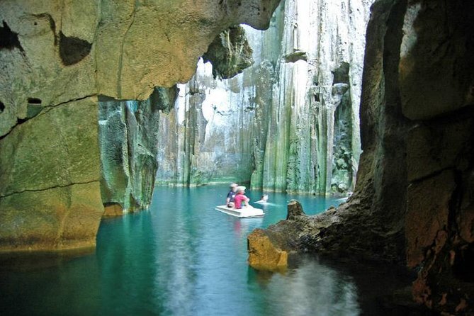 Explore the Sawa-I-Lau Caves