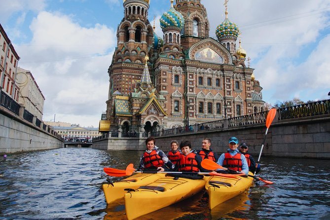 Tour St Petersburg in a Kayak