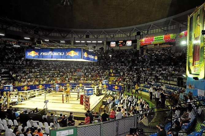 Watch Thai Boxing In Lumpinee Stadium