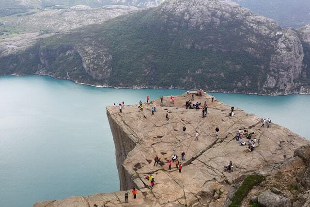 Hike to Pulpit Rock