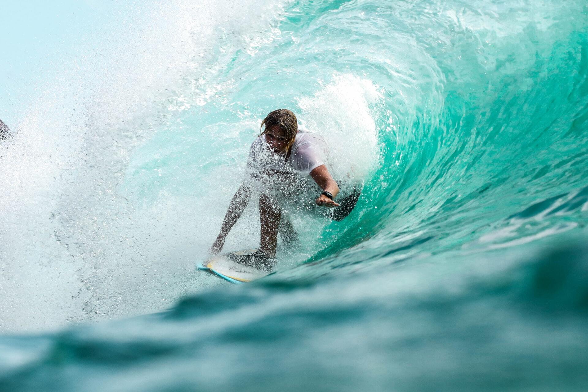 Watch Pro Surfing
