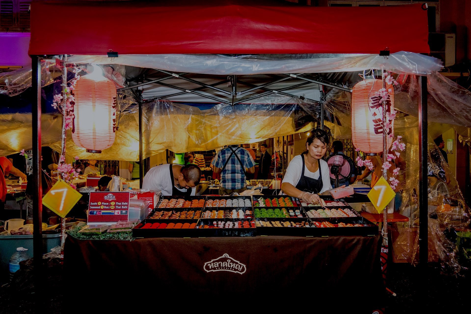 Eat Street Food in South-East-Asia
