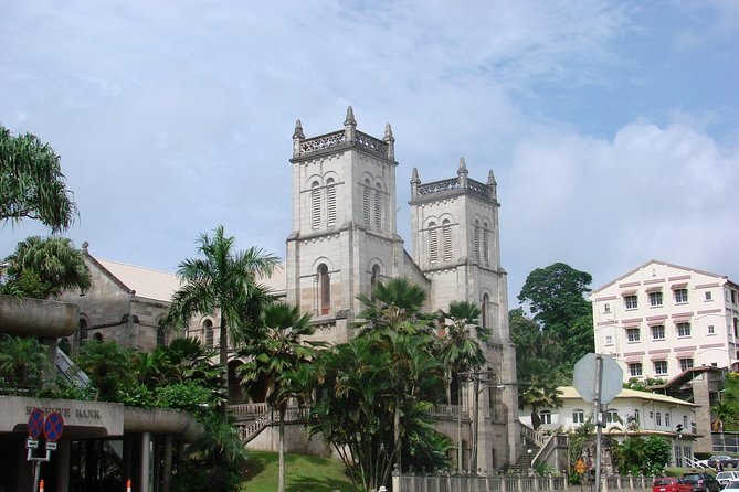 Tour the capital city