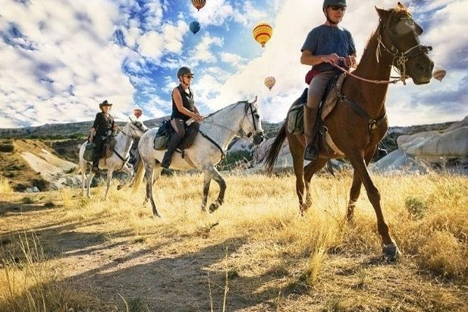Day 4 - Free Morning - Sunset Horseback Riding