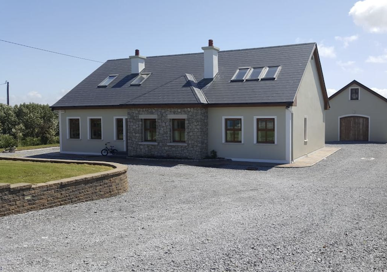 Castleshannon Country House