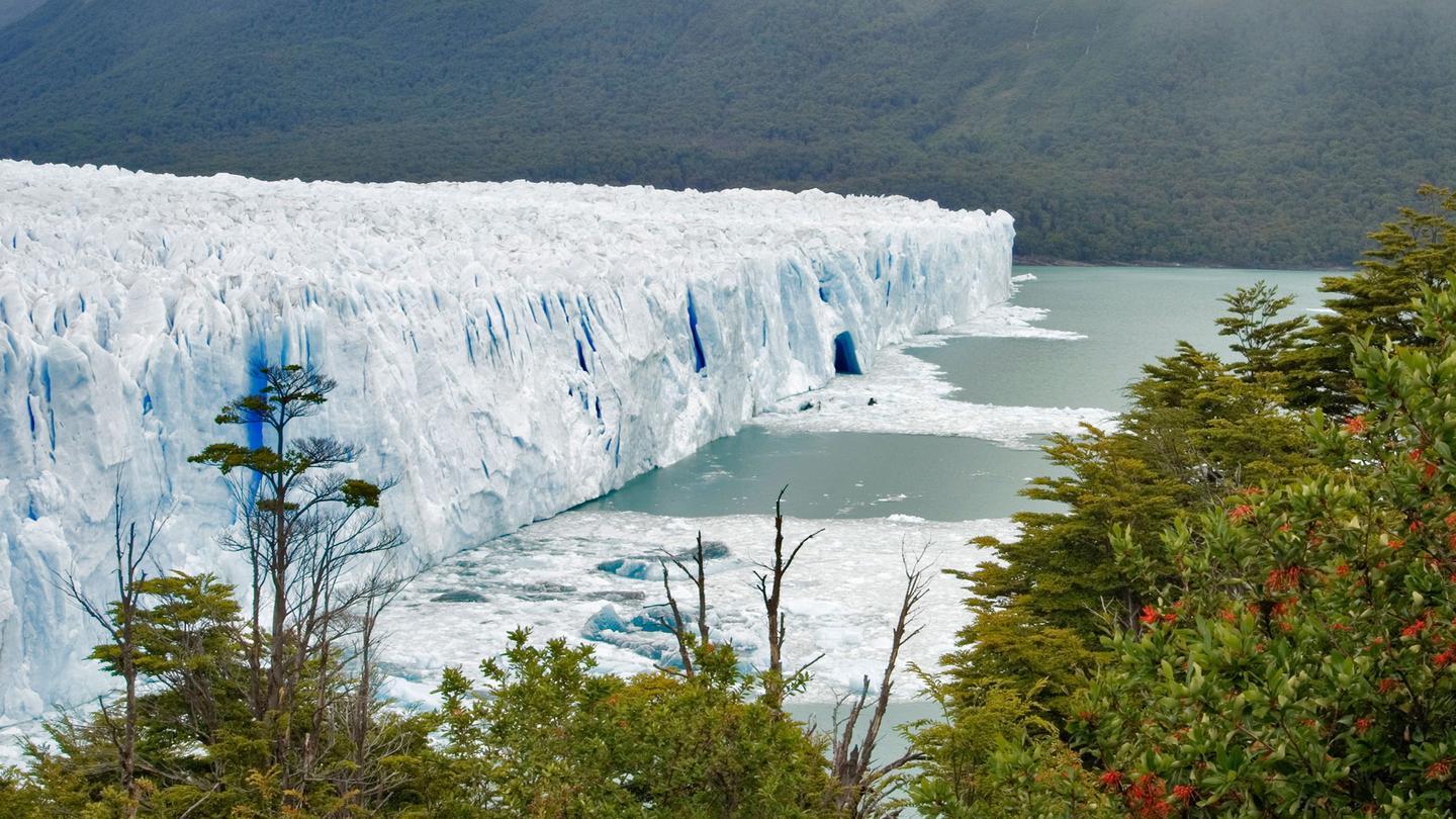 14 Days Patagonia Adventure photo 2
