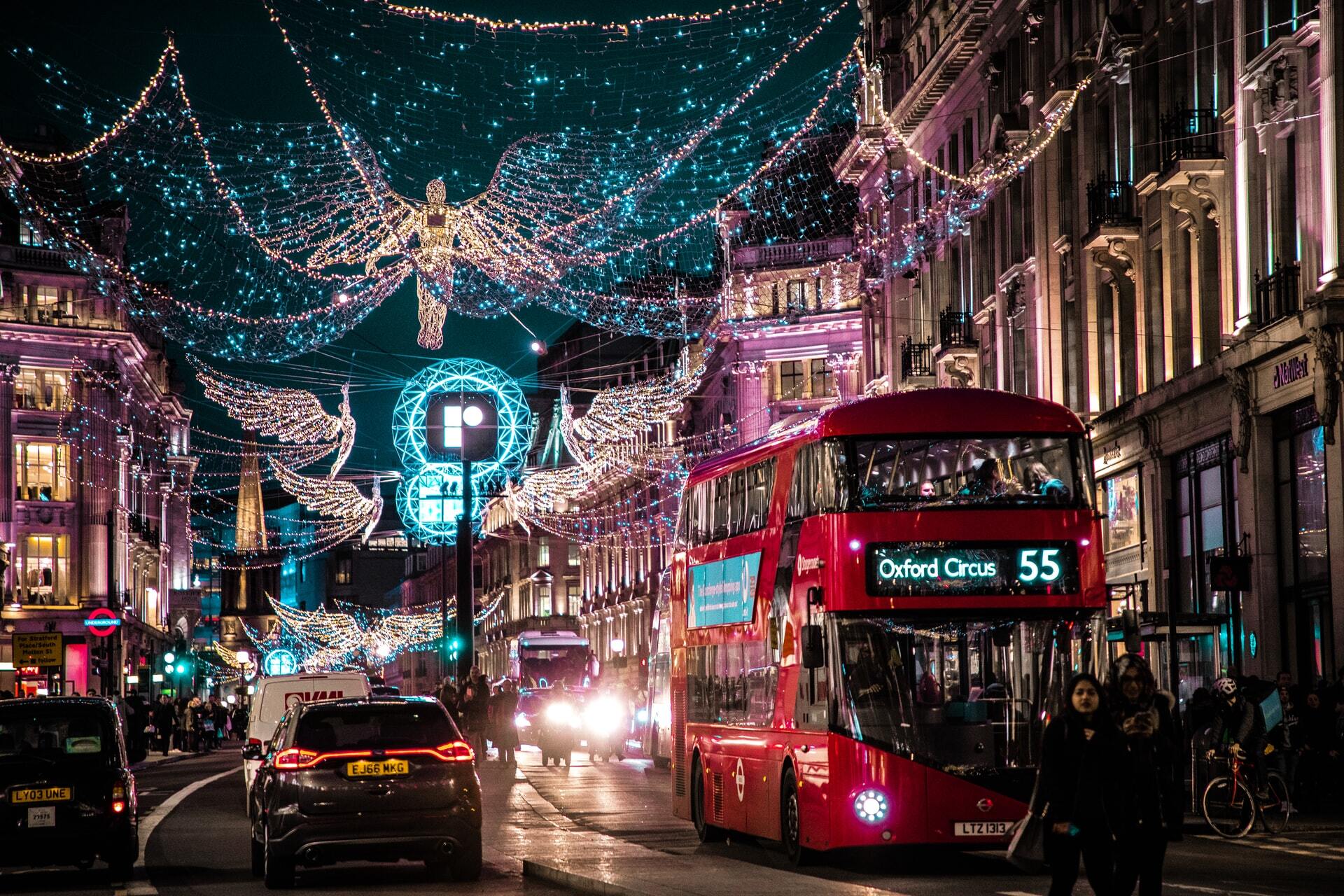 VISIT LONDON