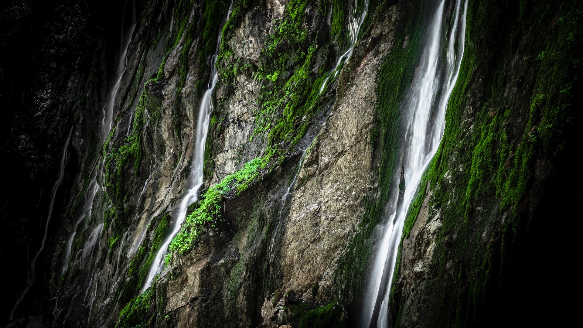 Mostar and Kravice Waterfalls