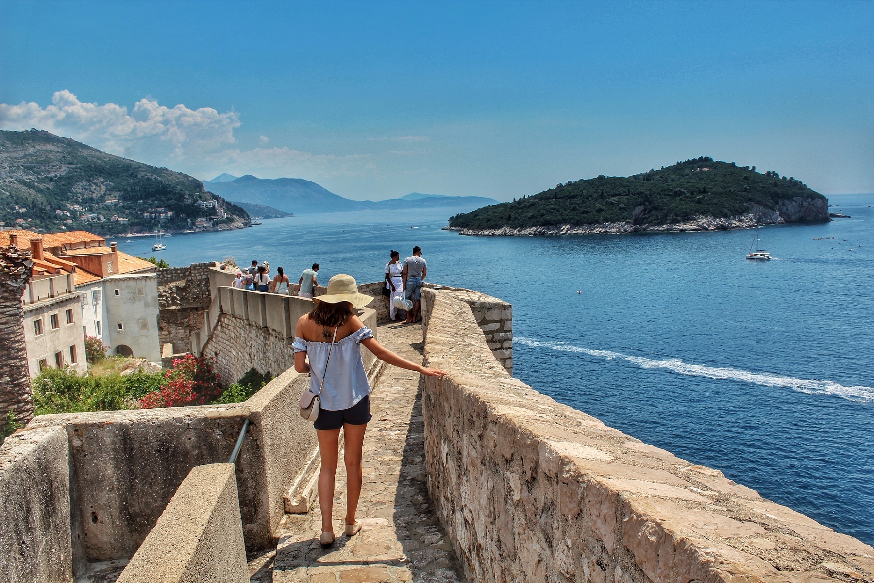 Ancient City Walls & Wars Walking Tour