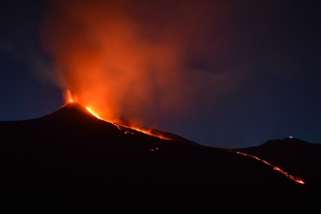 Forget The Pa-Lava & Customise Your Trip For Free