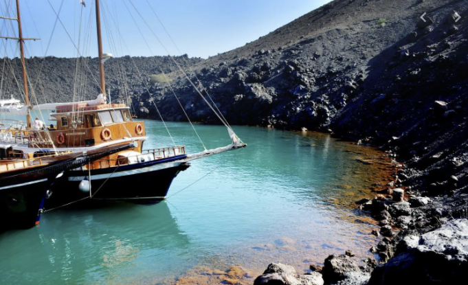 Day 2 - Volcano Tour & Hot Springs Dip