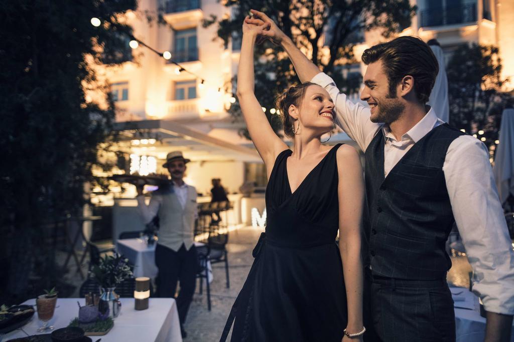 Stay With Celebrities In Grand Hyatt Cannes Hotel Martinez