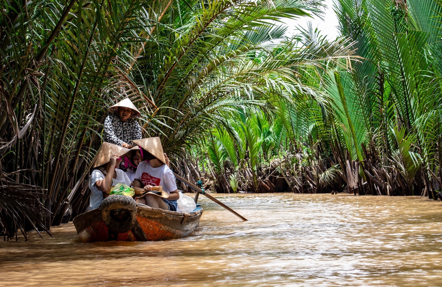 The Ultimate Phnom Penh tour and Mekong riverboat trip